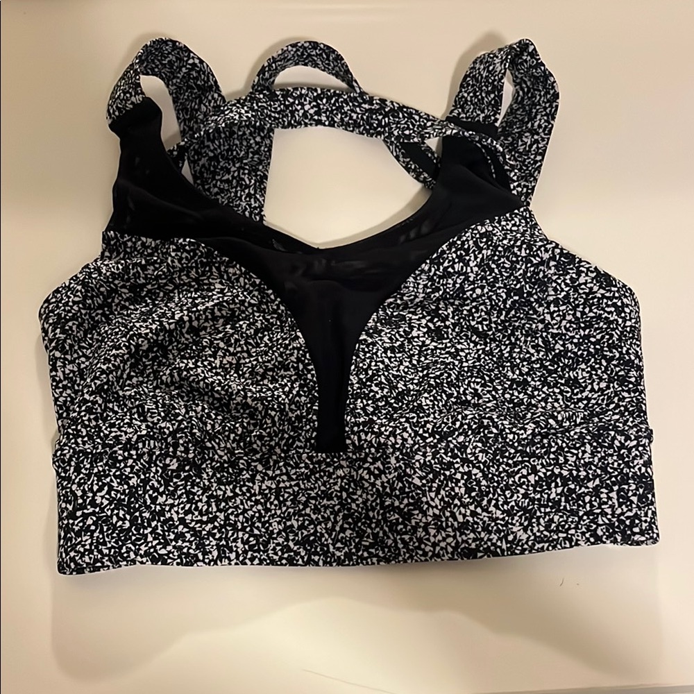 Lululemon Athletica Black and White Speckled Sports Bra